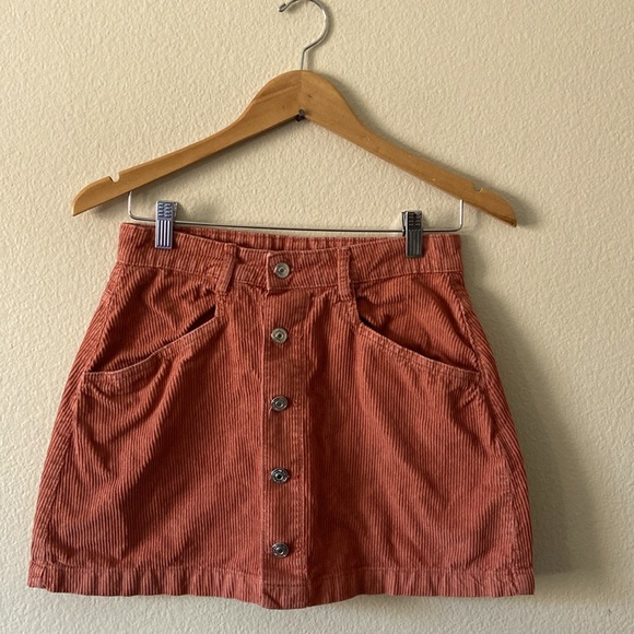 Free People Dresses & Skirts - EUC FREE PEOPLE RUST Corduroy & Rivets Mini Skirt